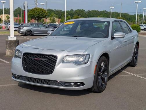 2023 Chrysler 300 S