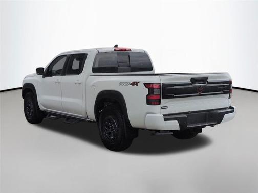 Glacier White 2026 Nissan Frontier PRO-4X