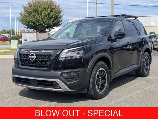2025 Nissan Pathfinder Rock Creek 4WD