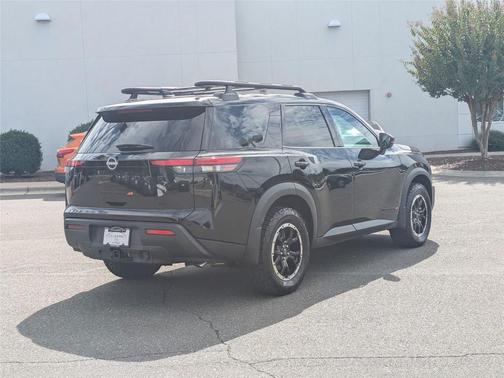 2025 Nissan Pathfinder Rock Creek 4WD