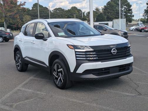 2025 Nissan Kicks S