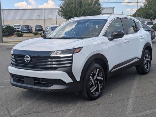 2025 Nissan Kicks S