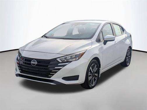 Aspen White Tricoat 2025 Nissan Versa 1.6 SV Sedan