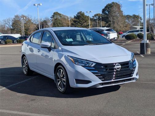 2025 Nissan Versa 1.6 SV