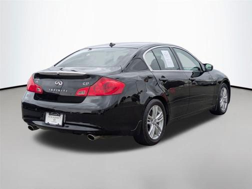 2013 INFINITI G37 Journey