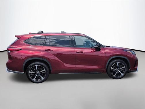 Ruby Flare Pearl 2021 Toyota Highlander XSE