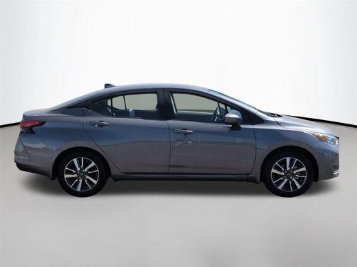 Gun Metallic 2025 Nissan Versa 1.6 SV