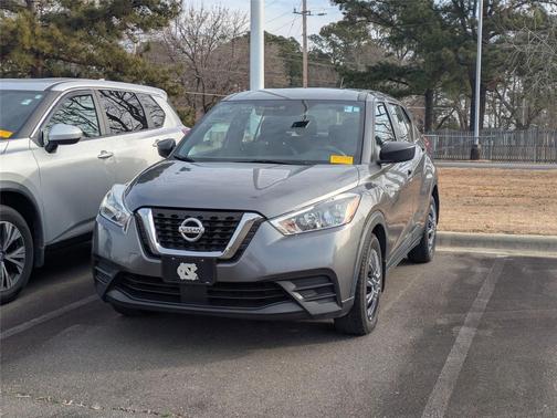 2020 Nissan Kicks S