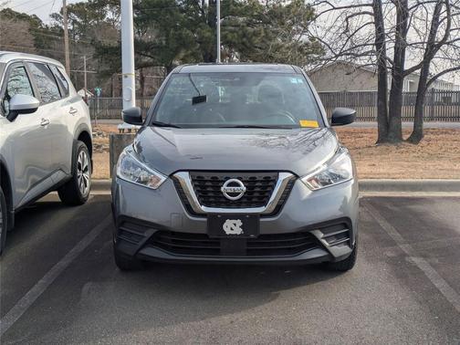 2020 Nissan Kicks S