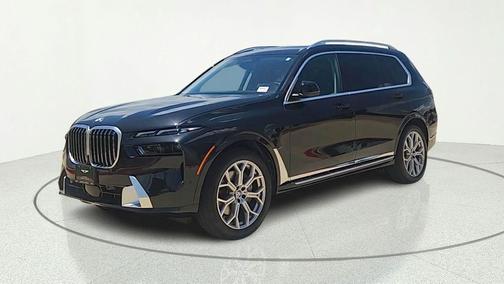 Black Sapphire Metallic 2026 BMW X7 xDrive40i
