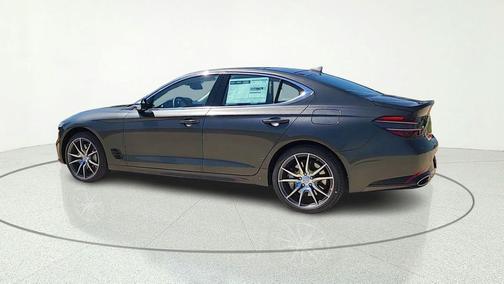 Makalu Gray 2026 Genesis G70 2.5T AWD Prestige