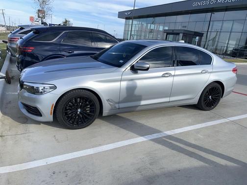 2018 BMW 540 540i