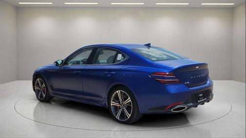 2025 Genesis G70 2.5T RWD
