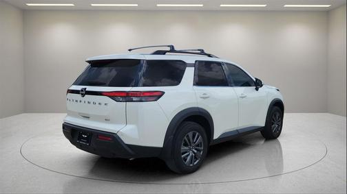 2023 Nissan Pathfinder SV FWD