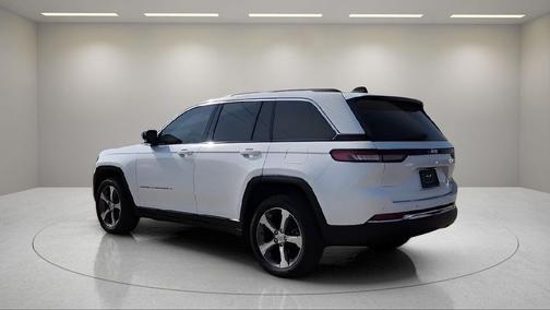 2023 Jeep Grand Cherokee Limited X