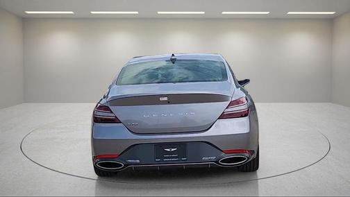 2025 Genesis G70 2.5T RWD
