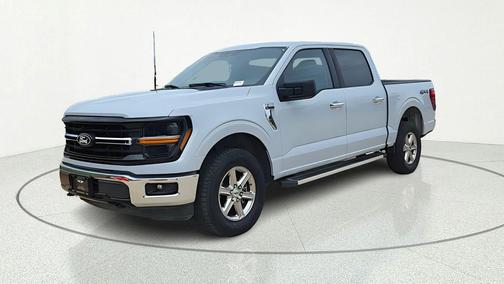 White Metallic 2025 Ford F-150 XLT