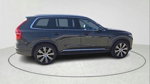 2025 Volvo XC90 Plug-In Hybrid T8 Plus 6-Seater
