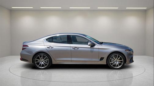 2026 Genesis G70 2.5T RWD Prestige