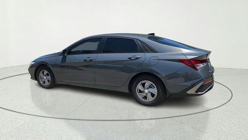 Ecotronic Gray 2025 Hyundai ELANTRA SE