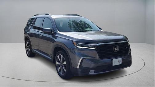 2024 Honda Pilot Touring 8-Passenger