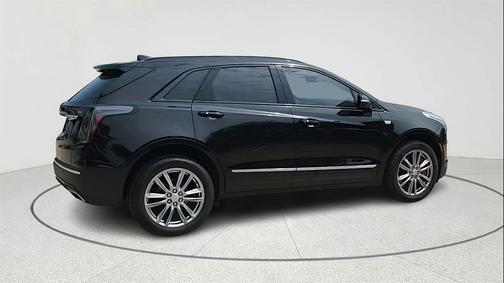 2025 Cadillac XT5 Sport
