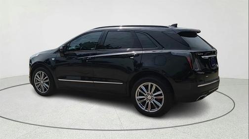 2025 Cadillac XT5 Sport