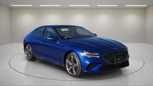 2025 Genesis G70 2.5T RWD