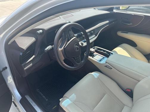 2020 Lexus LS 500 Base
