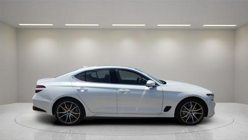 2026 Genesis G70 2.5T RWD Prestige