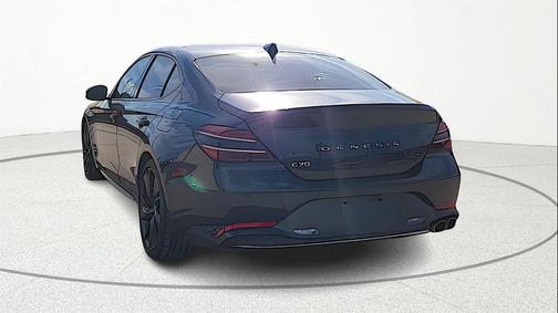 2023 Genesis G70 2.0T RWD
