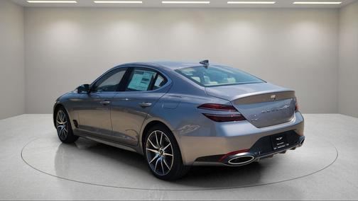 2026 Genesis G70 2.5T RWD