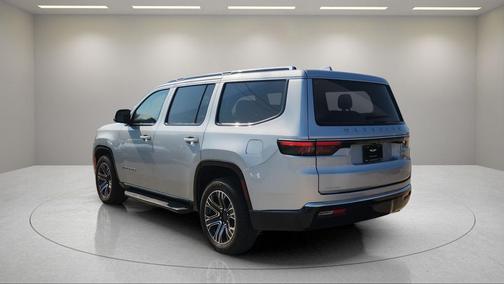 2022 Jeep Wagoneer Series III 4x4