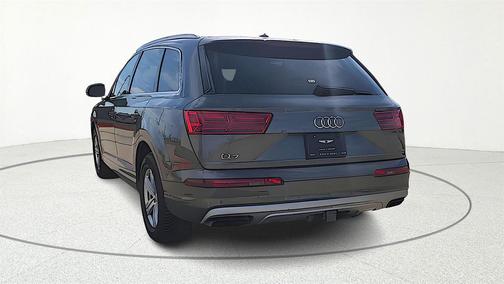 2019 Audi Q7 45 Premium Plus