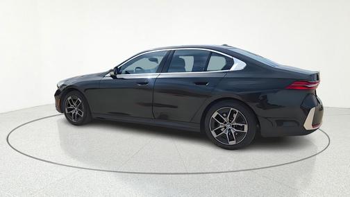 Black Sapphire Metallic 2026 BMW 530 530i