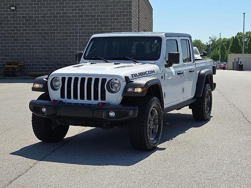 Bright White Clearcoat 2021 Jeep Gladiator Rubicon