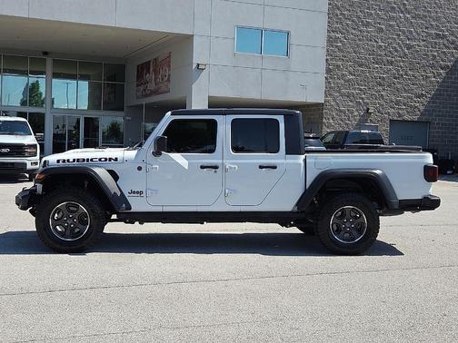 Bright White Clearcoat 2021 Jeep Gladiator Rubicon