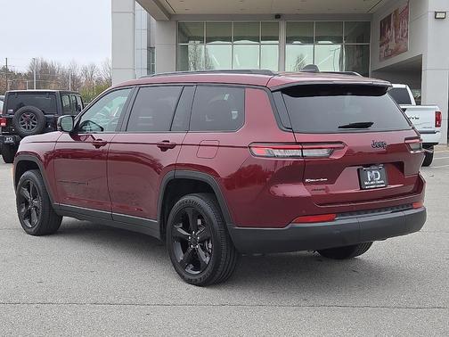 2024 Jeep Grand Cherokee L Laredo