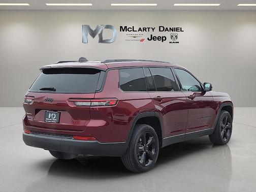 2024 Jeep Grand Cherokee L Laredo