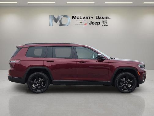 2024 Jeep Grand Cherokee L Laredo