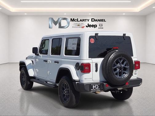Bright White Clearcoat 2026 Jeep Wrangler 85th Anniversary Edition