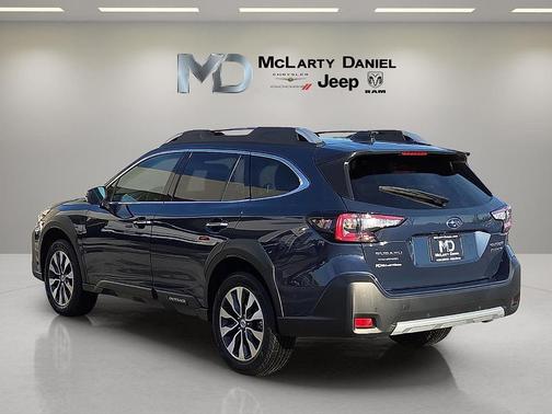 2023 Subaru Outback Touring XT
