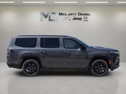Metallic 2026 Jeep Grand Wagoneer Limited Reserve
