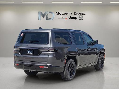 Metallic 2026 Jeep Grand Wagoneer Limited Reserve