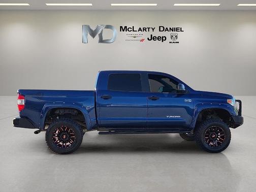 2015 Toyota Tundra SR5