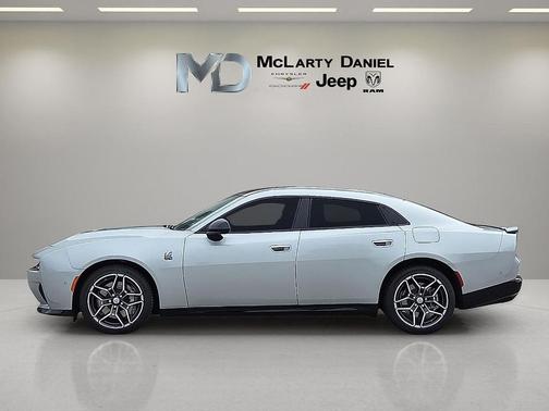 Nickel 2026 Dodge Charger R/T