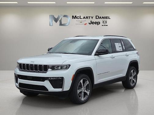 Bright White Clearcoat 2026 Jeep Grand Cherokee Limited