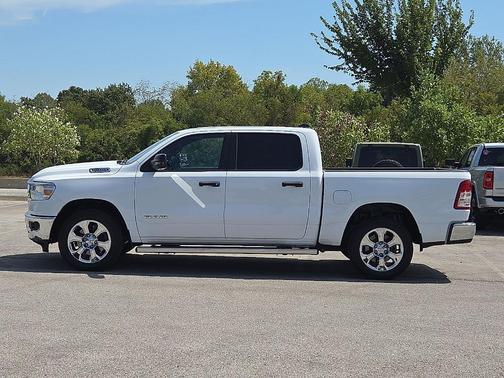 Bright White Clearcoat 2023 RAM 1500 Big Horn