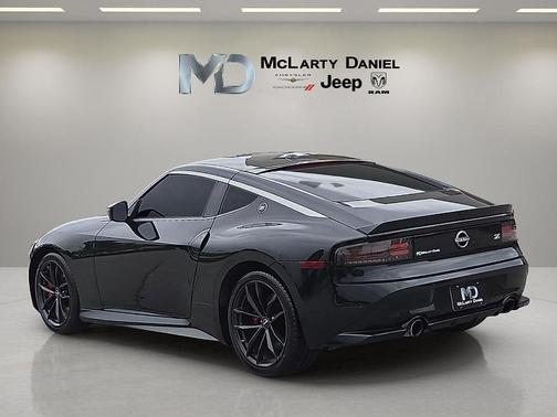 Black Diamond Pearl 2024 Nissan Z Performance
