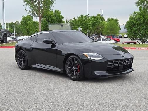 Black Diamond Pearl 2024 Nissan Z Performance